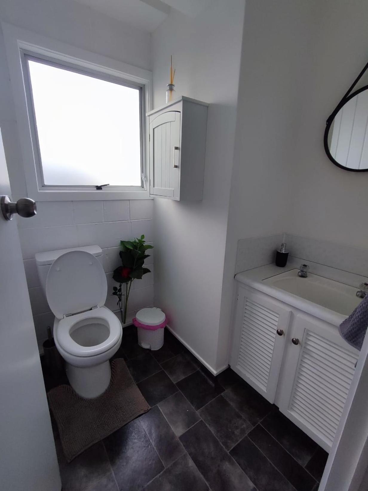 Home With Sea Views New Plymouth Extérieur photo